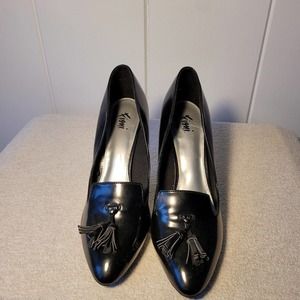Fioni Black  Loafer Style Patten Leather Shoes Size 9.5